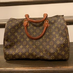 Vintage Louis Vuitton Speedy 30